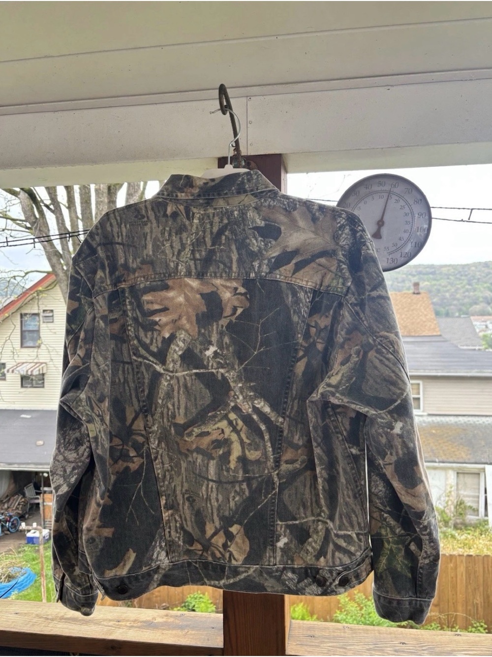 Wrangler Men's Camouflage Hunting Jacket Size L Cotton Button Closure Size L - Picture 2 of 3